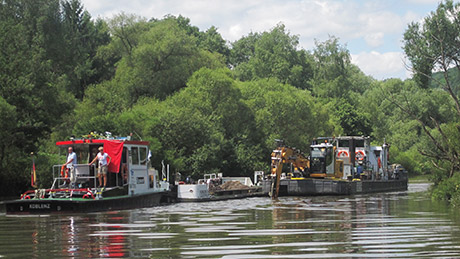 Baggerarbeiten in der Lahn